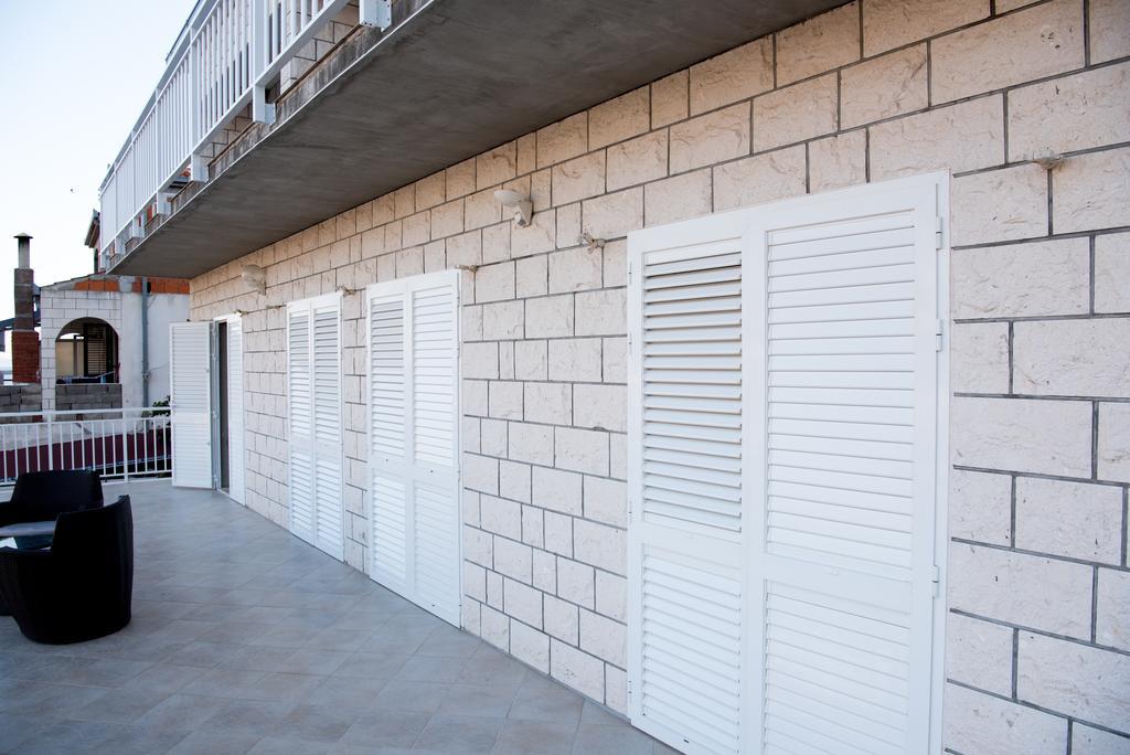 Apartments Duvan Zavalatica Exterior foto