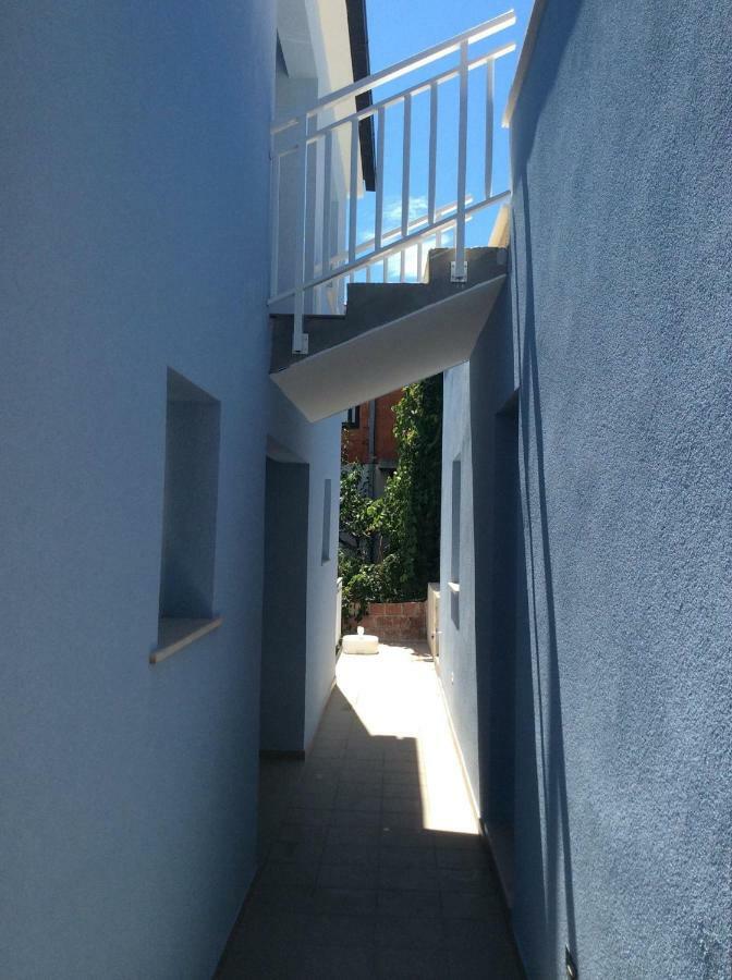Apartments Duvan Zavalatica Exterior foto